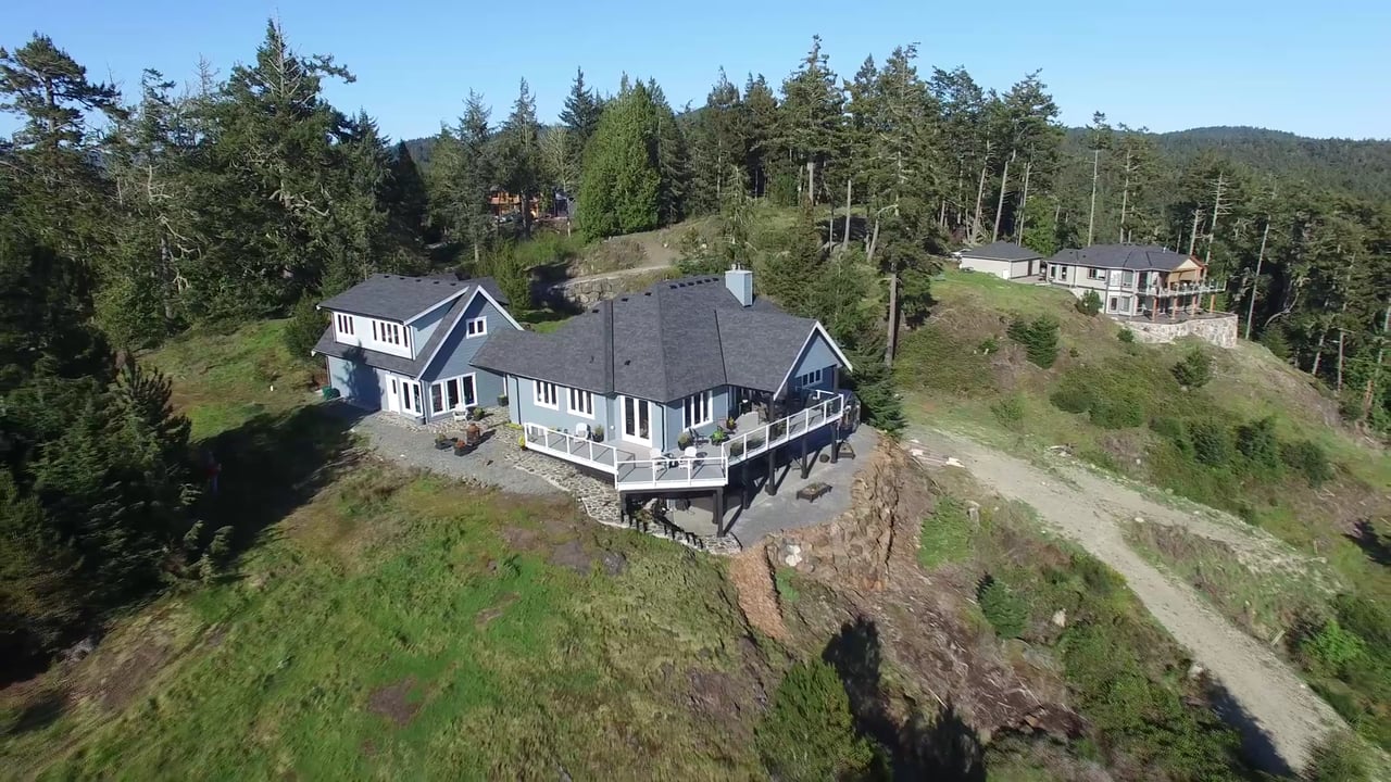 SOOKE SILVER SPRAY Custom Home for Sale
