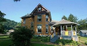 Top 10 Halloween Haunted Homes For Sale