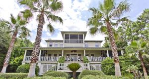 Sandra Bullock’s Sweet Georgia Home!