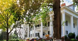 ‘Gone with the Wind’ Mansion!