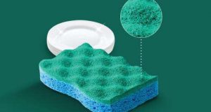 Meet Vileda Scrunge®: The toughest, rinsable scrub sponge for your everyday kitchen messes