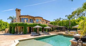 Kaley Cuoco’s Tarzana House!