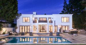 Hereeeees Ed McMahon’s Gorgeous Beverly Hills Home! Ed McMahon's Gorgeous Beverly Hills Home