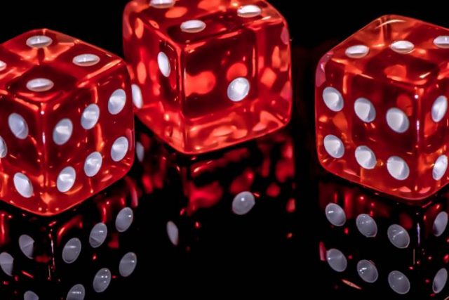 red dice