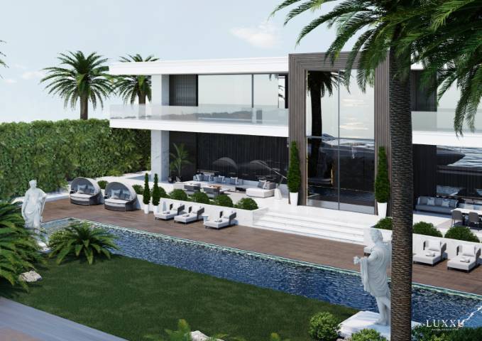 Multimillion-Dollar Paradise in Miami