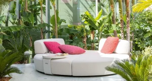Espen Øino per Paola Lenti – All-round sunbathing