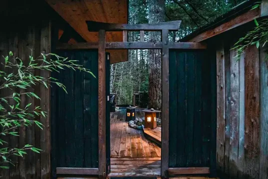 Why British Columbians Are Heading to Salt Spring Island for Hydrotherapy