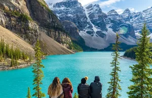 Canadians Shift Travel Priorities in 2026