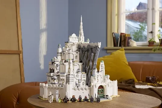 The LEGO Group Reveals LEGO® Icons The Lord of the Rings